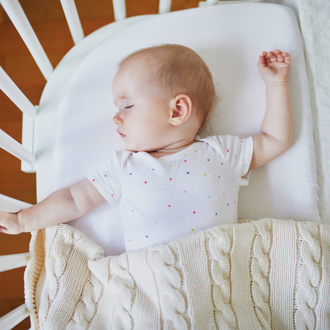 Next to Me Bedside Crib vs. Traditional Crib: What’s the Difference?